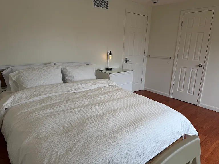 Duchess Dr — Photo 2