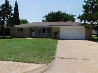 218 N Beaver St, Guymon, OK 73942