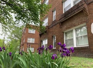 203 16th St S APT 104, La Crosse, WI 54601
