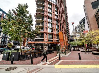 128 Cordova St W #1706, Vancouver, BC V6B 0E6