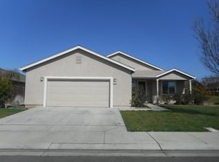 6624 W Golden Bobcat Ct, Winton, CA