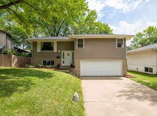 7040 N Willow Wood Dr, Peoria, IL