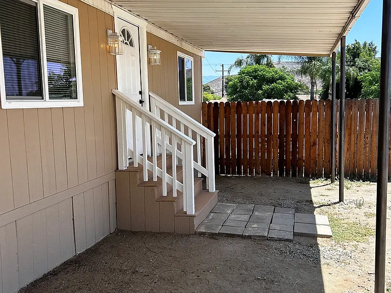 26603 Amanda Ave — Photo 27
