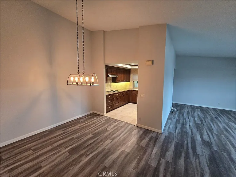 8933 Biscayne Ct #8933221G — Photo 9