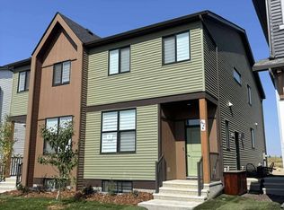 62 Hotchkiss Row SE, Calgary, AB T3S0J5