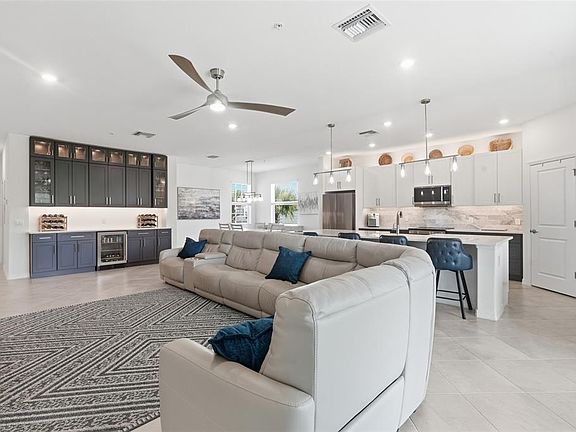 3rd image of 14842 BIRCHWOOD COURT #6521