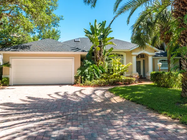 235 Pelican Dr, Melbourne Beach, FL 32951