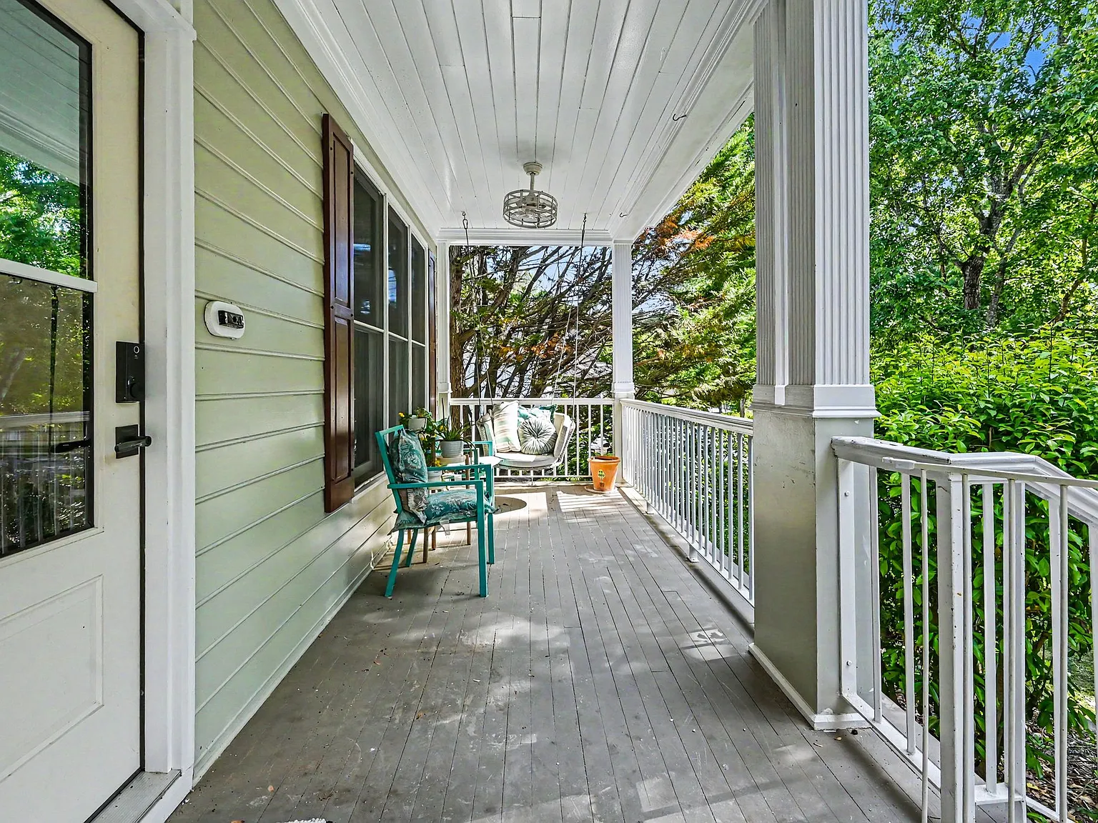 301 Helmsdale Drive, Chapel Hill (House) — Photo 3