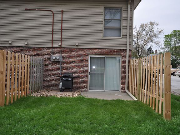 2nd image of 3535 Vine St #B1
