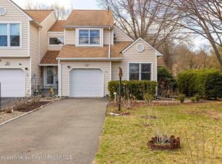 16 Red Maple Rd, Saugerties, NY 12477