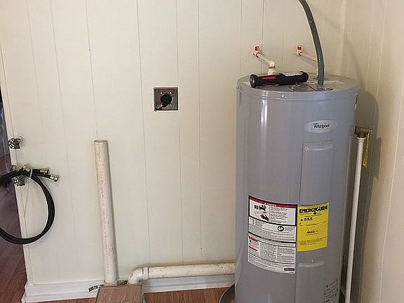 Stacked wash/dryer included