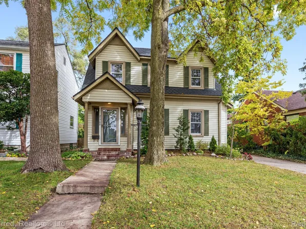 21700 Edna St, Dearborn, MI 48124