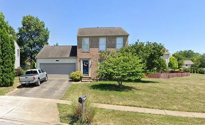 1832 Pine Grove Pl photo 1