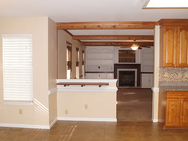 1221 Clearwater Ln — Photo 23