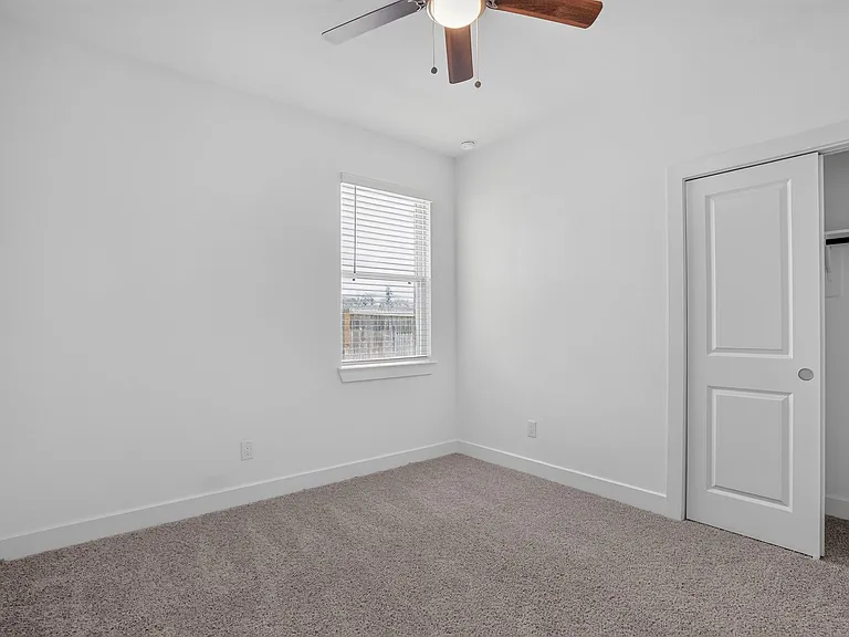 12340 N Chestnut Hls — Photo 4