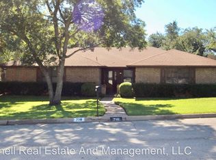 716 Terrace Dr, Weatherford, TX 76086