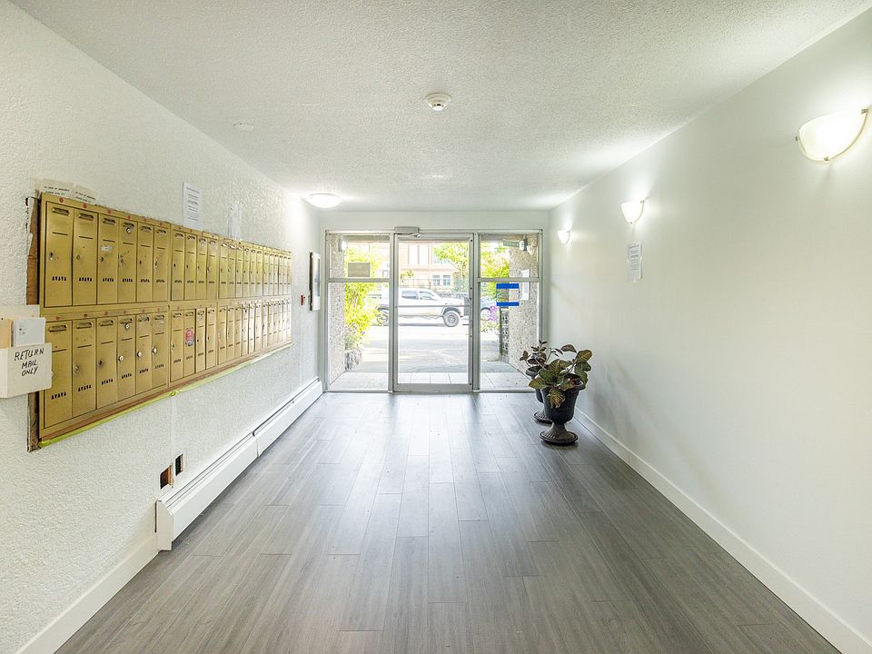 1st image of 1333 Broadway E #826036