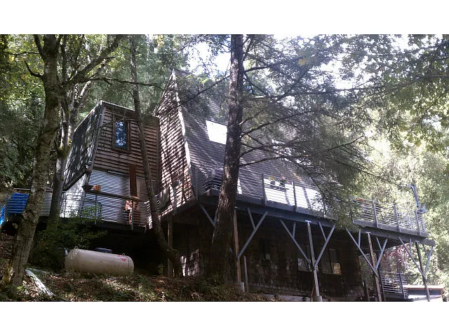 16300 Sanborn Rd photo 1