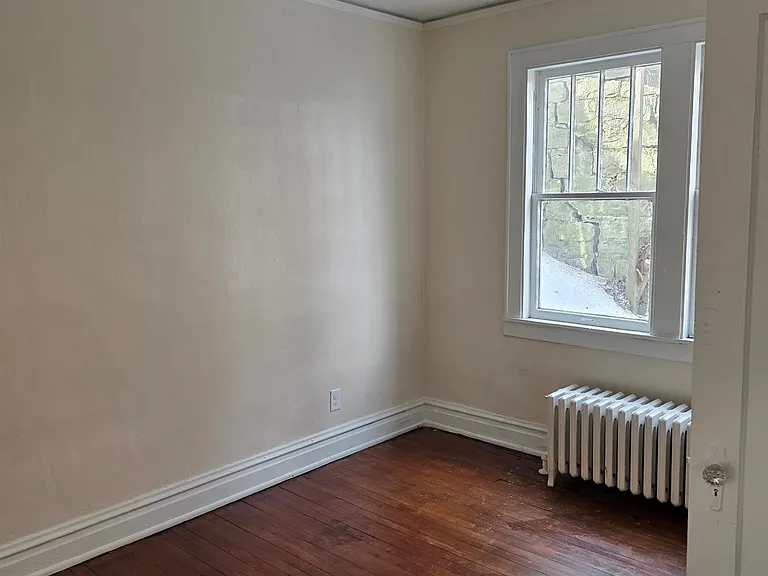 241 S Heber St — Photo 10
