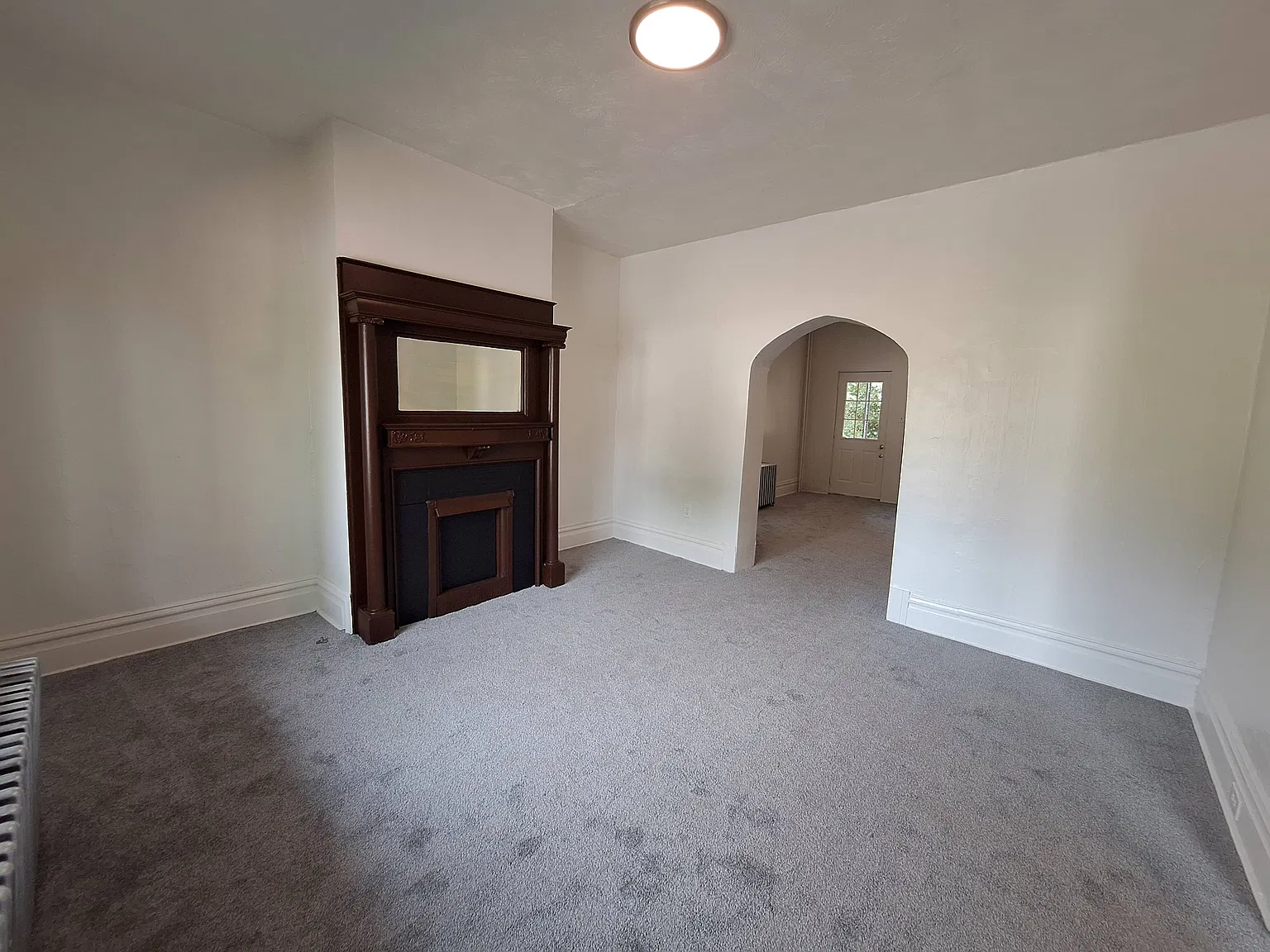 5 bed, 1700 sqft, $1,585 — Photo 3