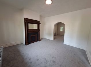 122 Sherman St, Mount Oliver, PA 15210