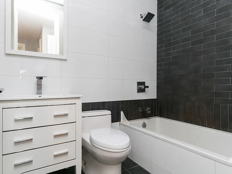 271 Martense St #3R — Photo 10