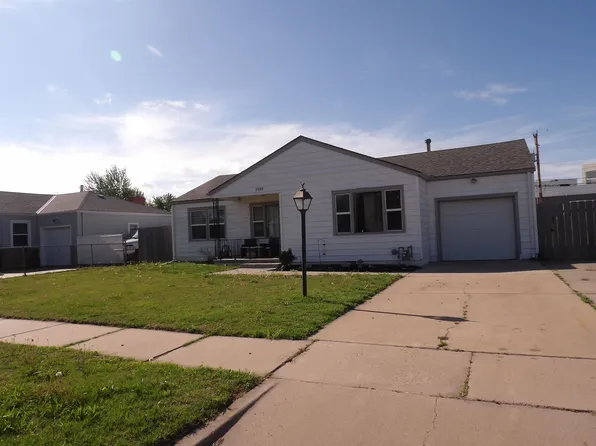 1033 W 30th St S, Wichita, KS 67217