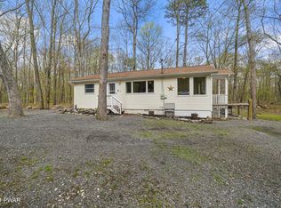 111 Game Trail Dr, Dingmans Ferry, PA 18328