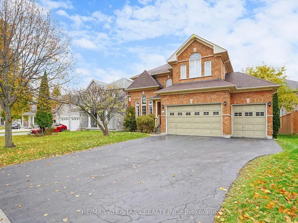 54 Bretton Cir, Markham, ON L3S 3R1