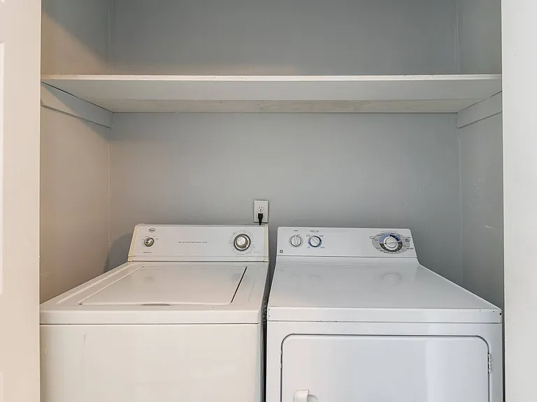 15 Astor Ct — Photo 27