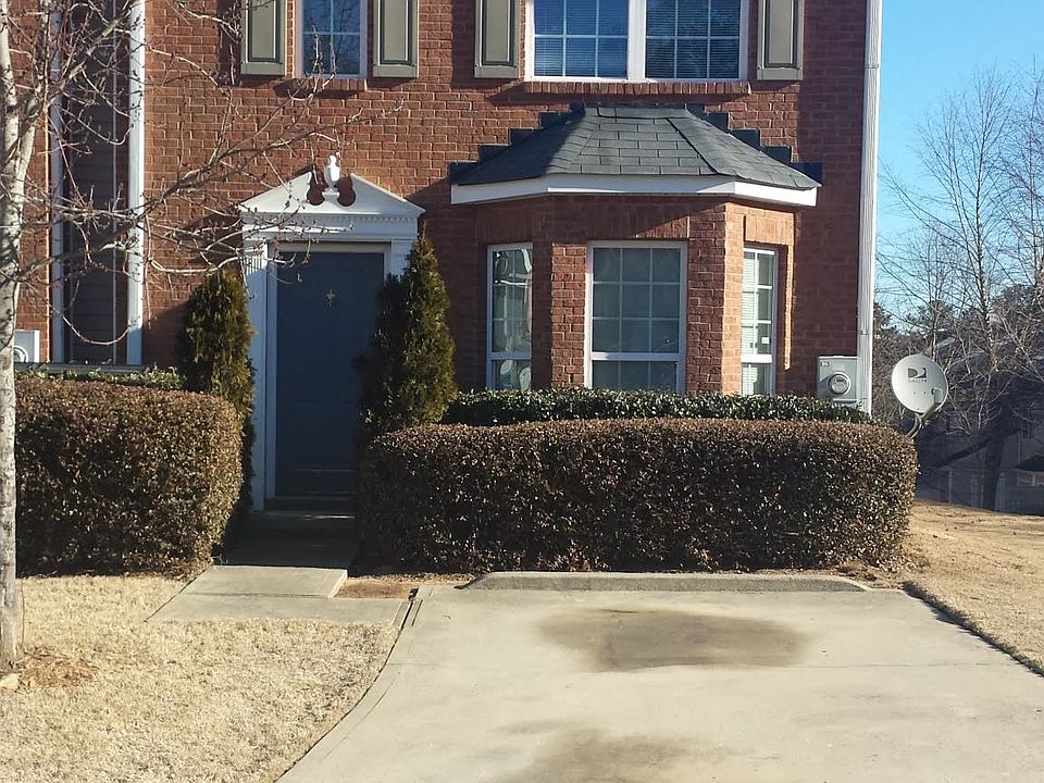 END UNIT TOWNHOME