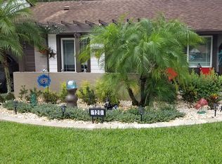 120 Clear Lake Cir, Sanford, FL 32773
