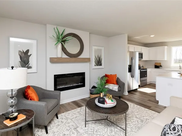 193 NE 56th St, Pleasant Hill, IA 50327