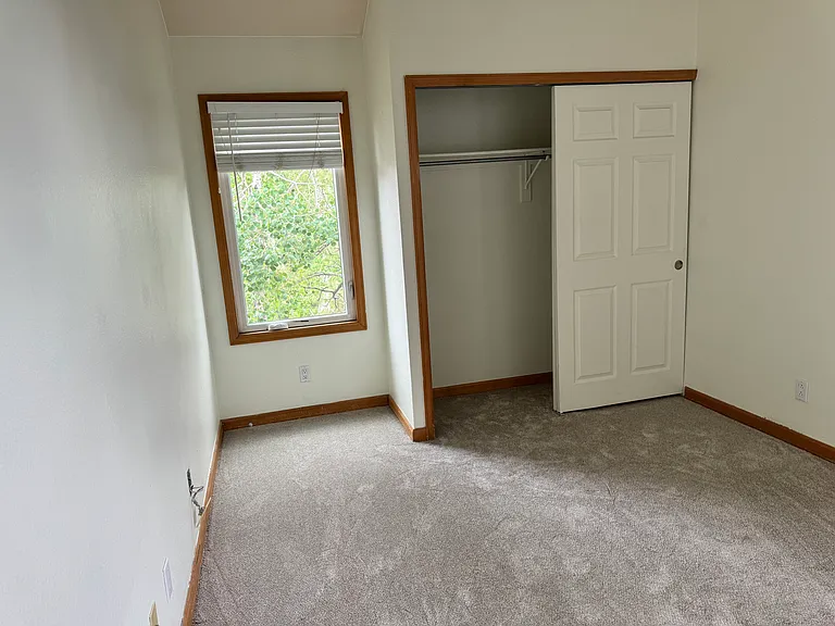 23646 Pondview Pl #H — Photo 16