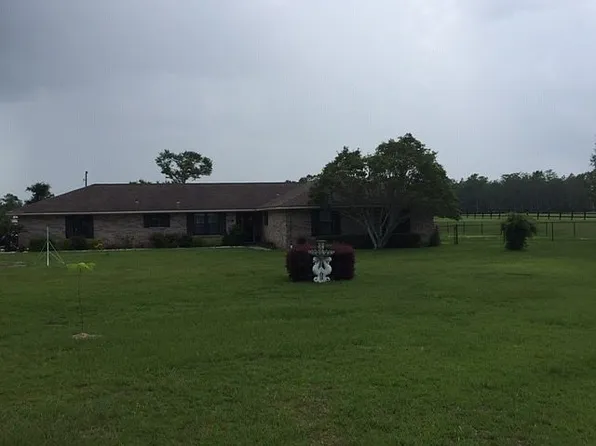 321 N Dianna St, Wewahitchka, FL 32465
