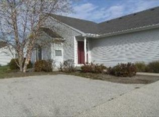 450 Timber Dr, Harvard, IL 60033