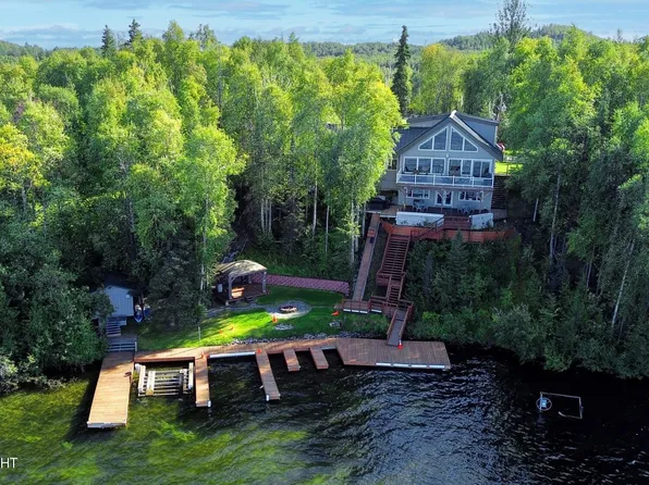 4236 S Old Yacht Club Rd, Wasilla, AK 99623