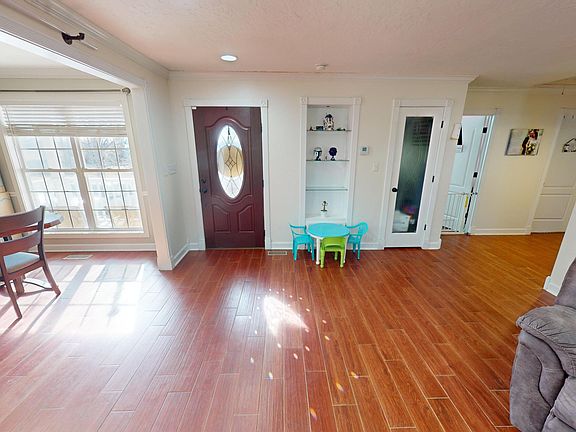 2nd image of 755 Andrea Dr