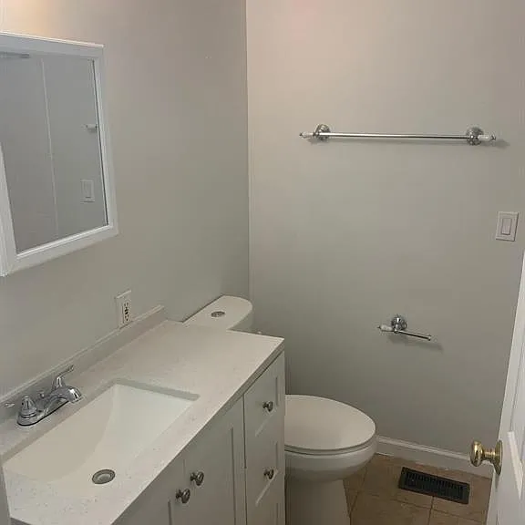 34432 Donnelly St — Photo 7