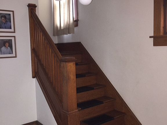 Foyer Stairs