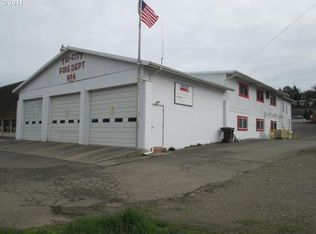 136 N Old Pacific Hwy, Myrtle Creek, OR 97457