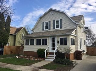 309 W Center St, Ithaca, MI 48847