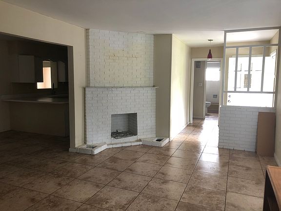 4th image of 1510 W Meadowbrook Ave