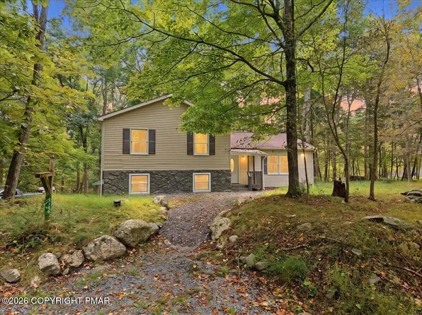 2148 Vista Cir, East Stroudsburg, PA 18302
