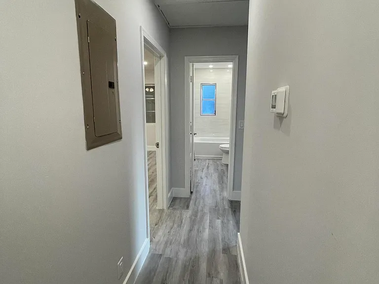 927 N L St — Photo 8