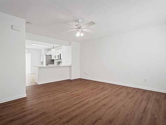 4th image of 2961 S Rutherford Blvd APT C3