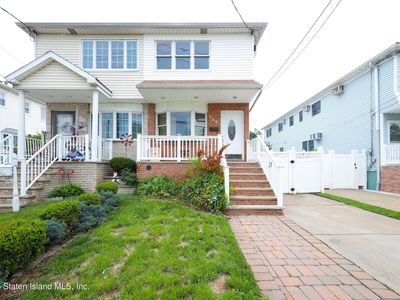 135 Redgrave Ave, Staten Island, NY, 10306