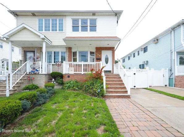 135 Redgrave Ave, Staten Island, NY 10306