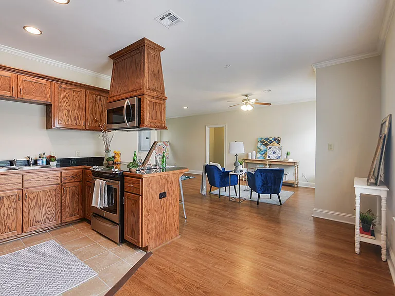312 Bertrand Dr #100 — Photo 3
