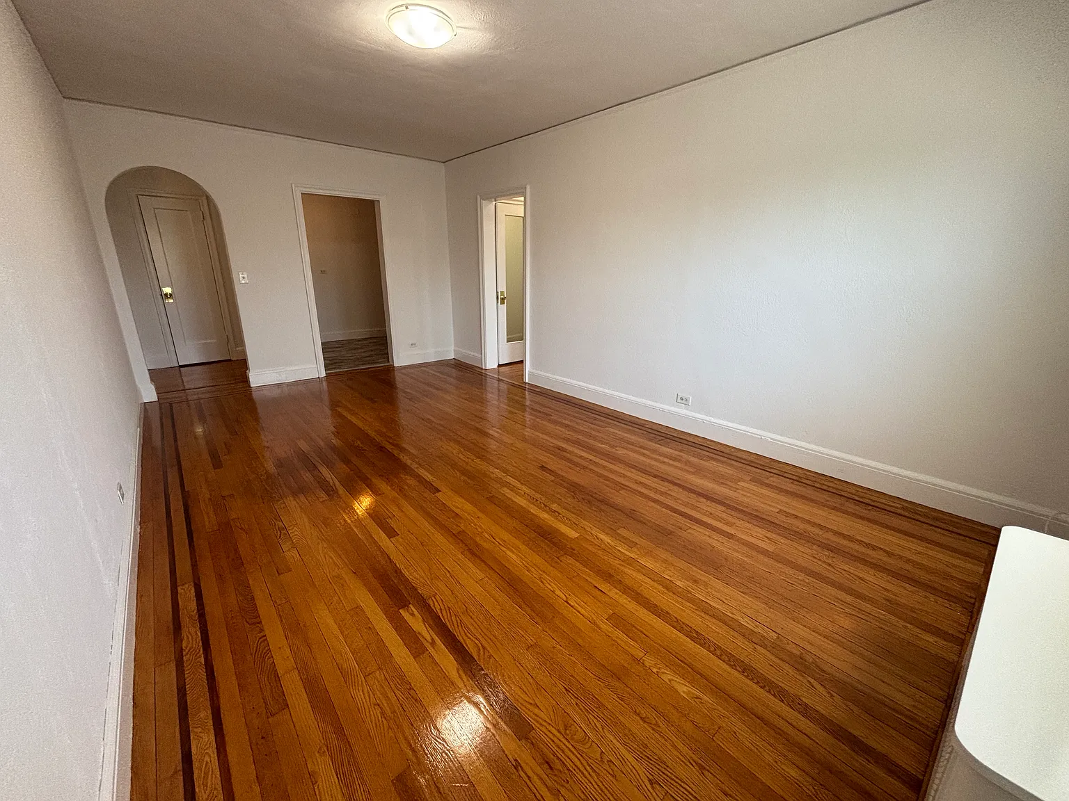 1 bed, 850 sqft, $2,550 — Photo 2